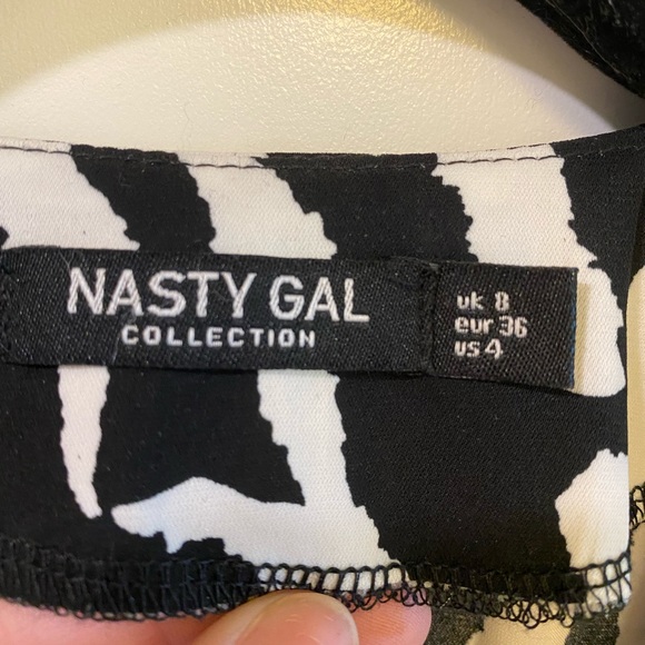 MUST SELL BY 4/17/23 TAKING ALL OFFERS - Nasty Gal Dress - Picture 2 of 6